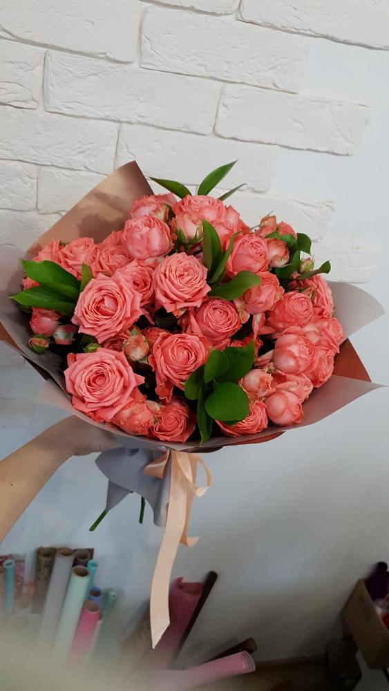 Букет цветов из: Розы в Лагань