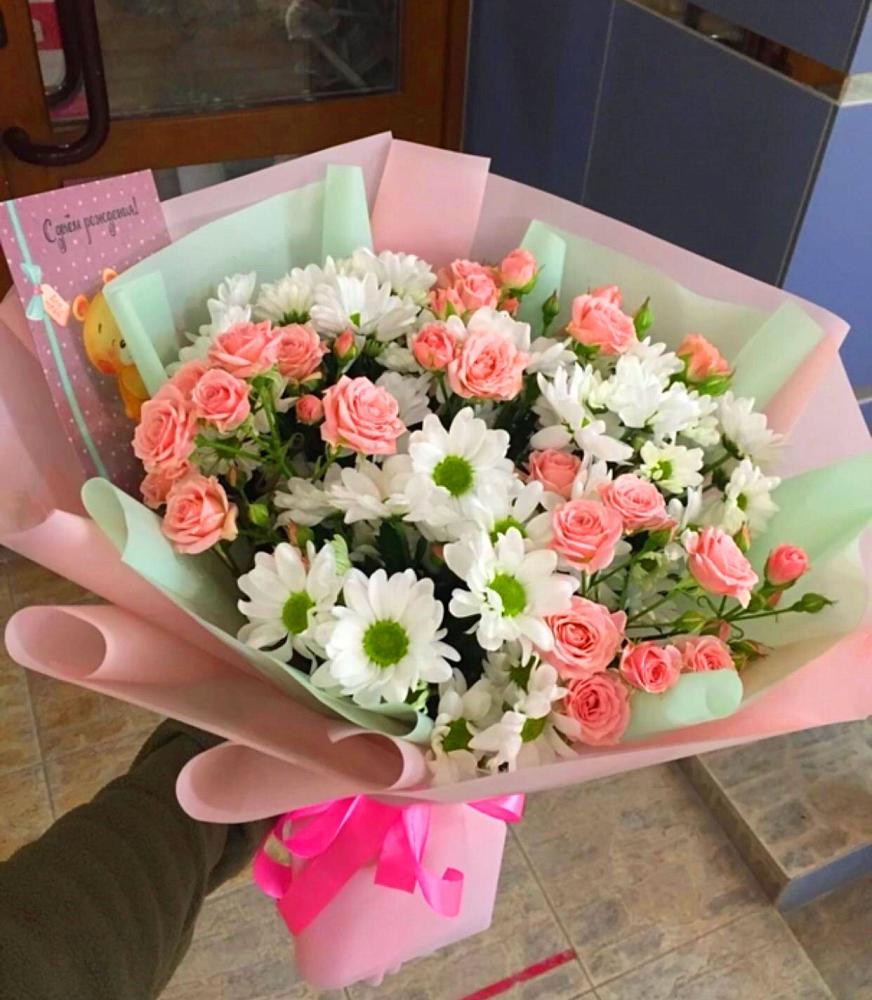 Букет цветов из: Розы и Хризантемы в Лагань