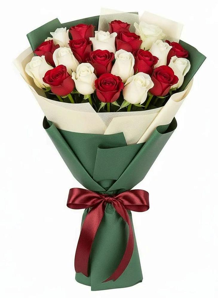 Букет Микс из красных и белых роз в Лагань