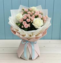 Букет цветов из:  Розы в Лагань