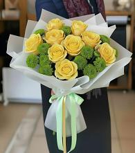 Букет цветов из:  Хризантемы и Розы в Лагань