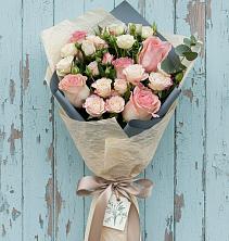 Букет цветов из:  Розы в Лагань