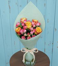 Букет цветов из:  Розы в Лагань