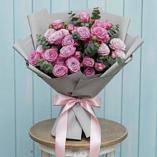Букет цветов из:  Розы в Лагань